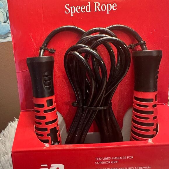 New Balance Red and Black Speed Rope for exercise - Picture 1 of 4